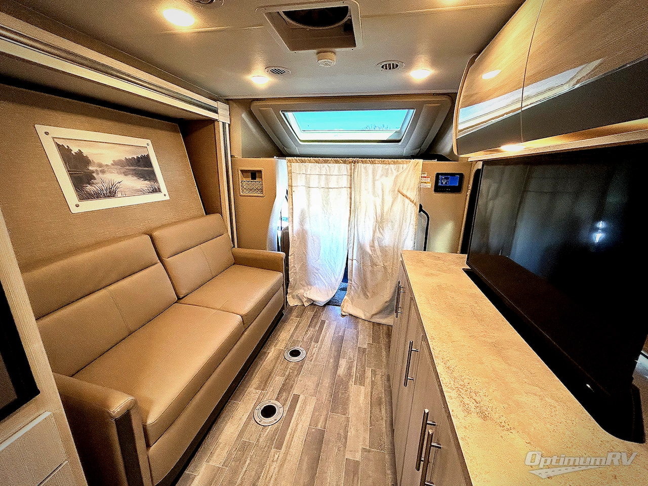 2023 Thor Compass AWD 23TE Photo 7