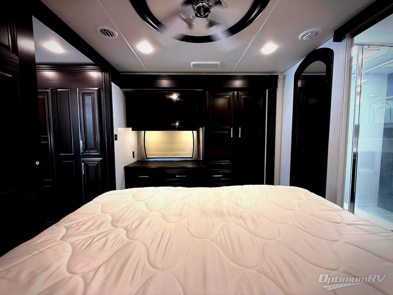 2023 Forest River Berkshire XLT 45CA Photo 27