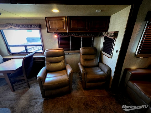 2013 Heartland Landmark SAN ANTONIO RV Photo 2