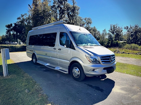 Used 2018 Coachmen Galleria 24FL Featured Photo
