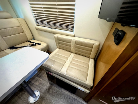 2018 Coachmen Galleria 24FL RV Photo 4