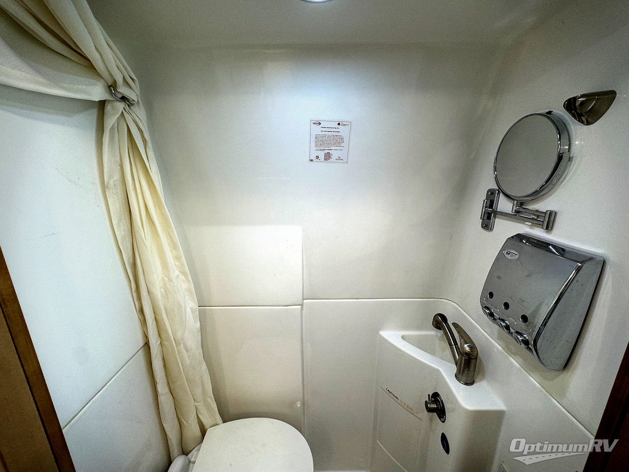 2018 Coachmen Galleria 24FL Photo 13