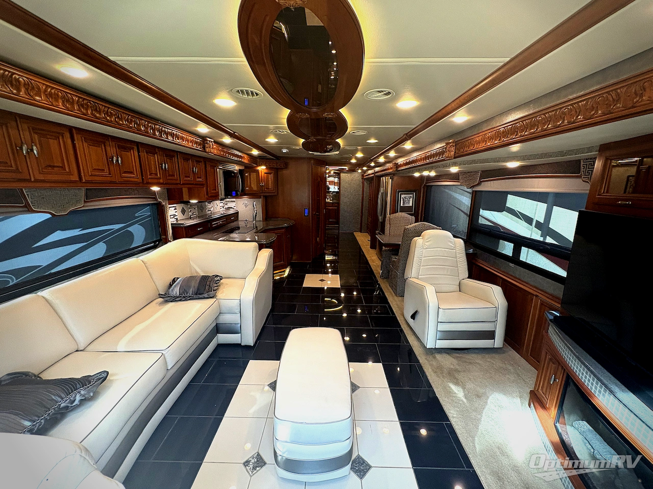 2016 Itasca Ellipse 42QD Photo 5