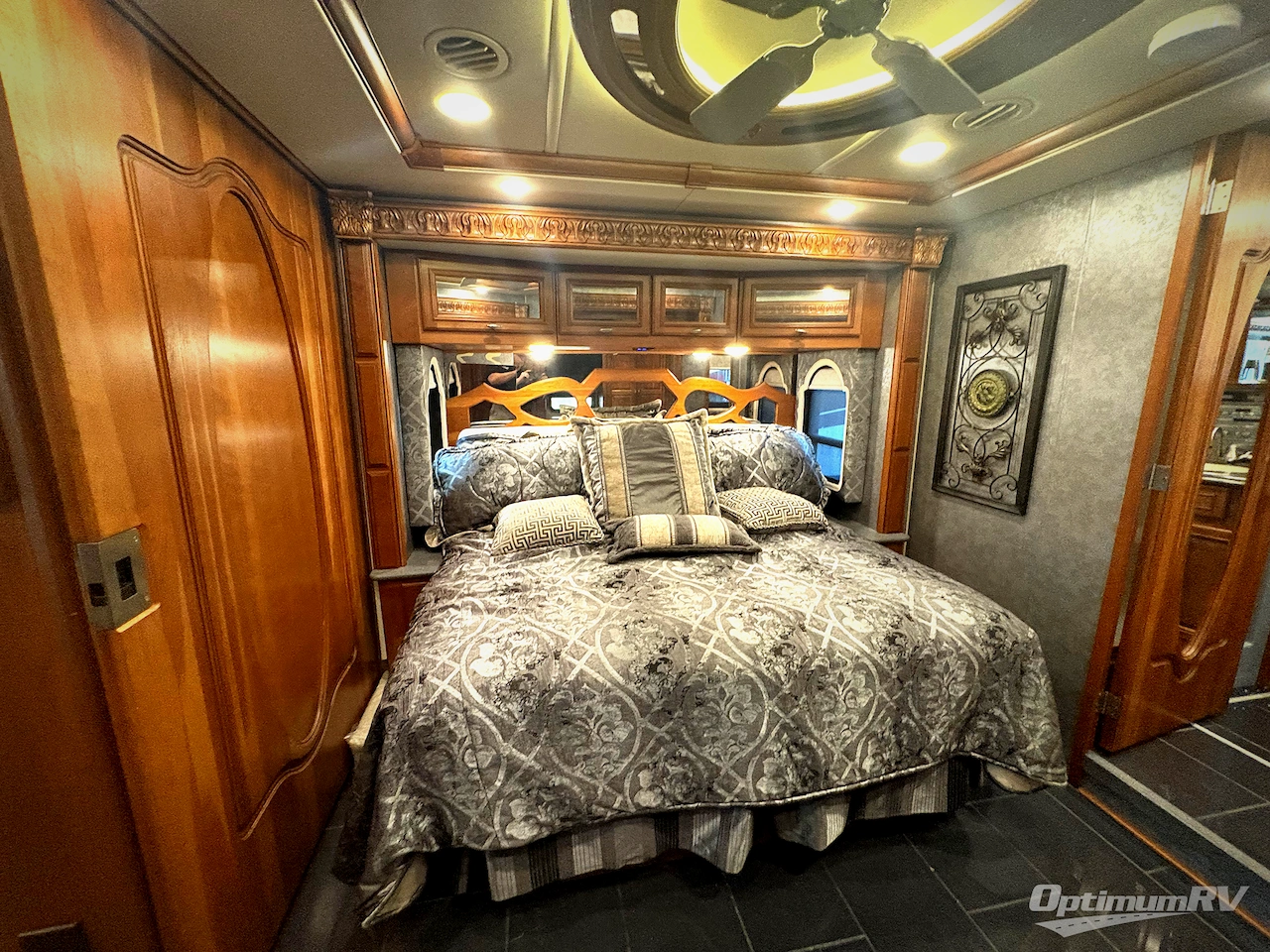2016 Itasca Ellipse 42QD Photo 16