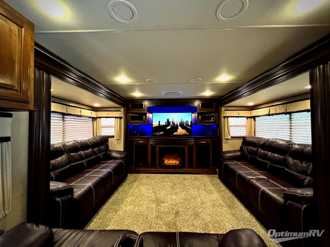 2016 Grand Design Solitude 379FL Photo 11