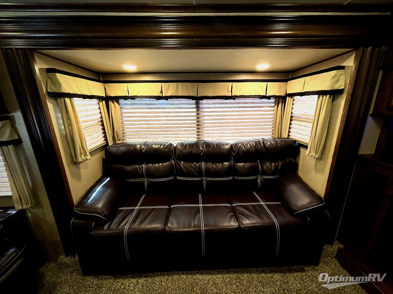 2016 Grand Design Solitude 379FL Photo 13