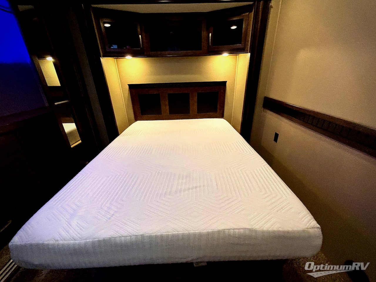 2016 Grand Design Solitude 379FL Photo 21