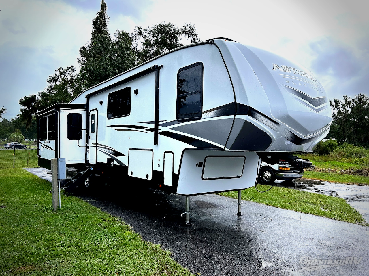 2023 Dutchmen Astoria 3553MBP Photo 1