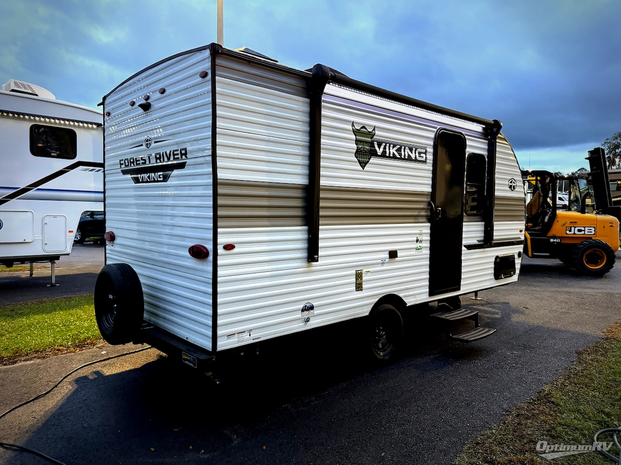 2025 Forest River Viking 3K Series 17FQ Photo 2