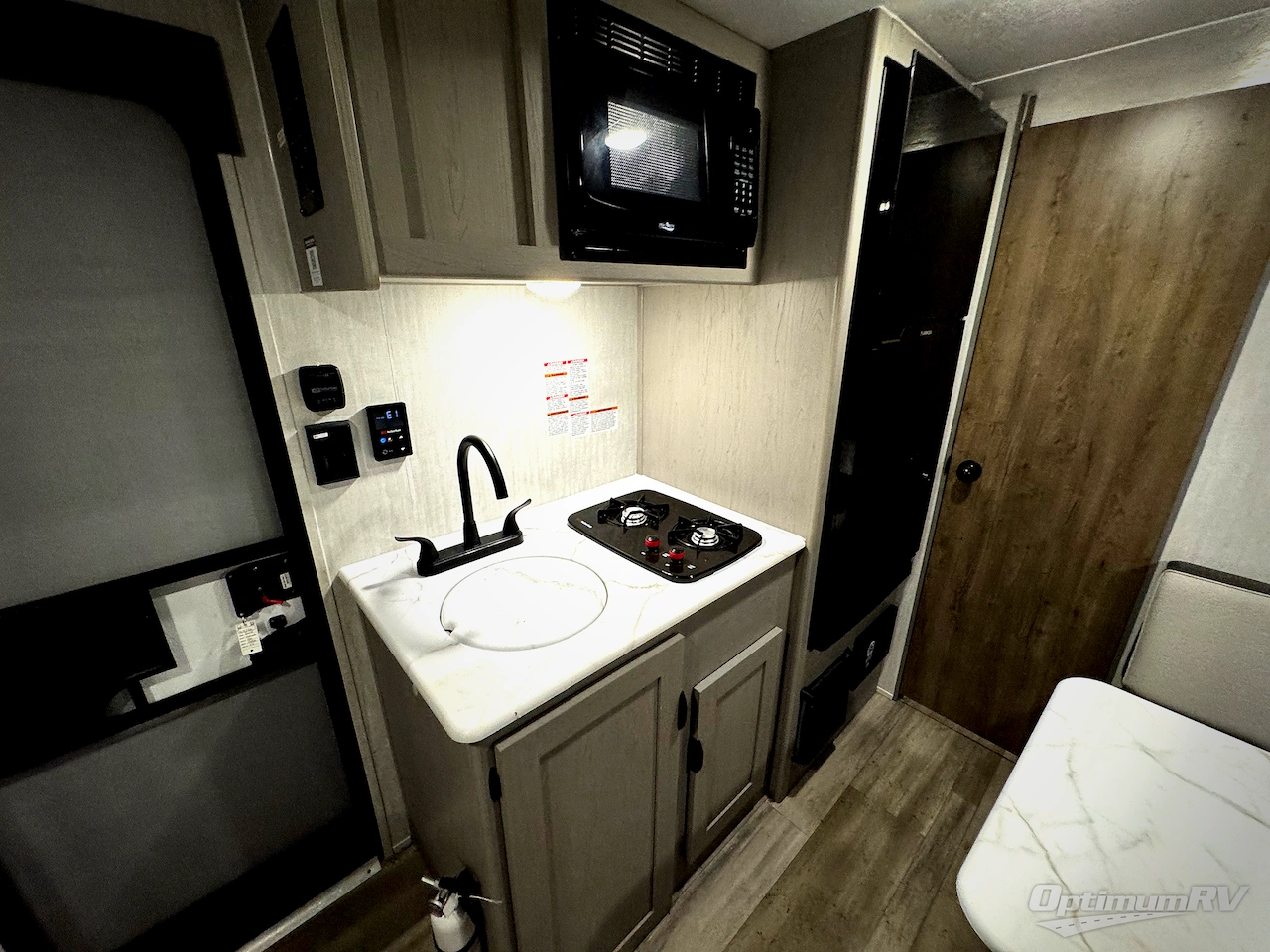 2025 Forest River Viking 3K Series 17FQ Photo 9