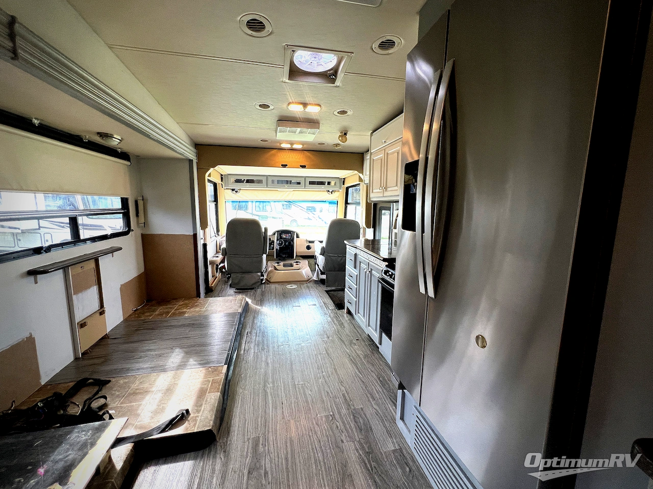 2015 Thor Outlaw 38RE Photo 23