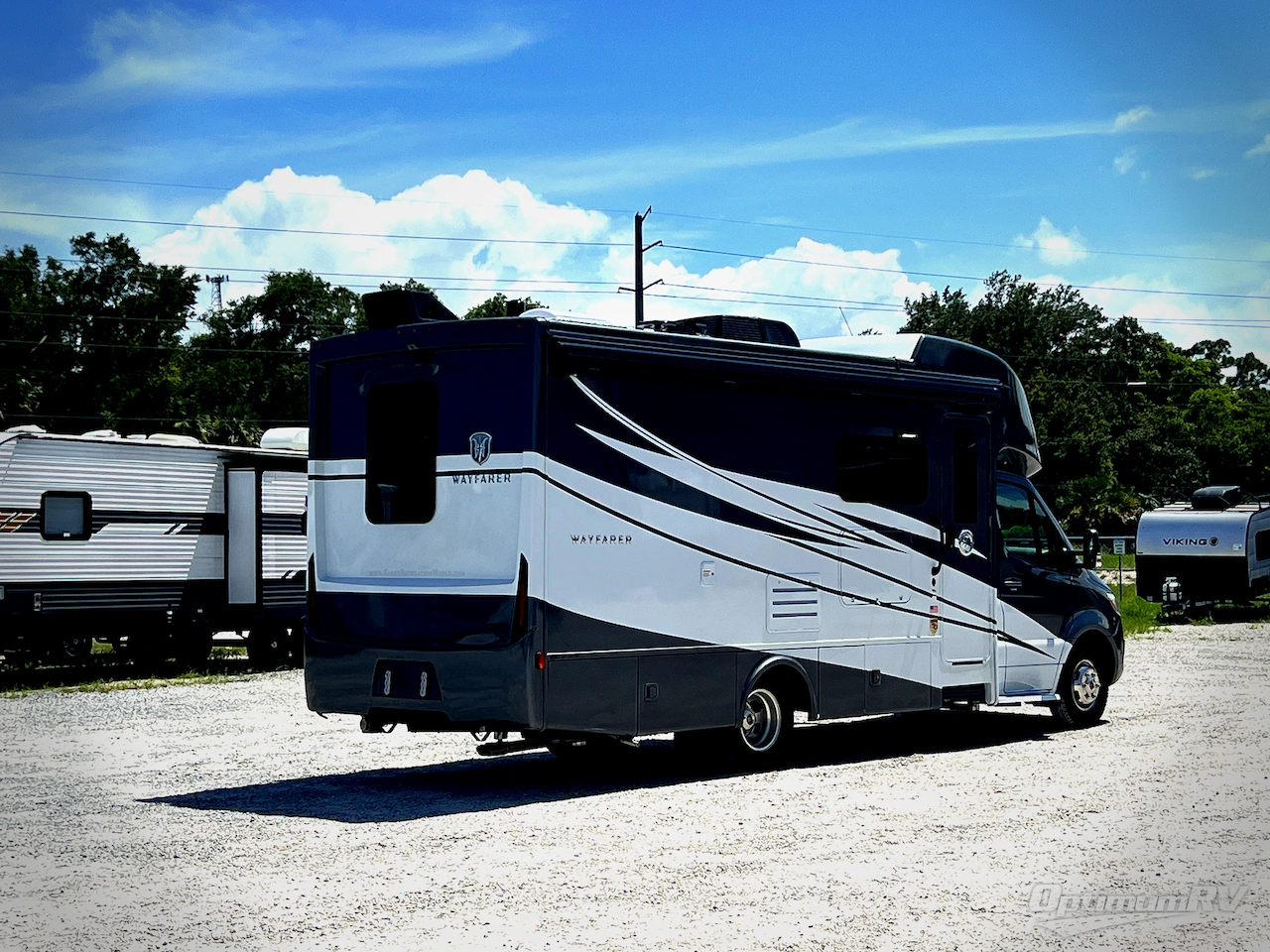 2023 Tiffin Wayfarer 25RW Photo 2