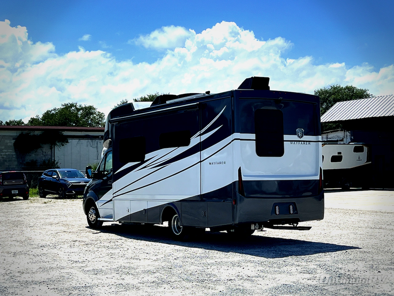 2023 Tiffin Wayfarer 25RW Photo 3