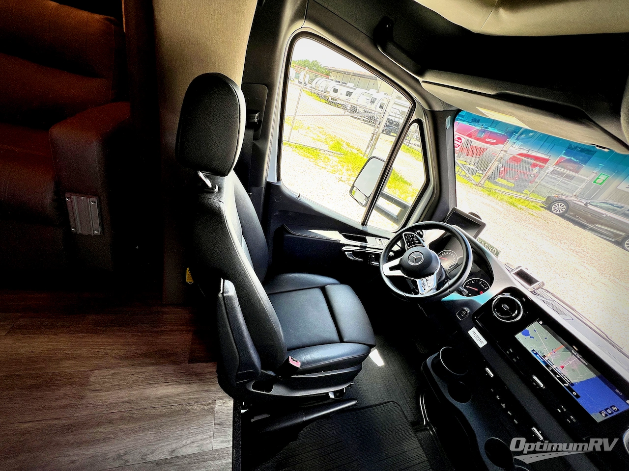 2023 Tiffin Wayfarer 25RW Photo 7