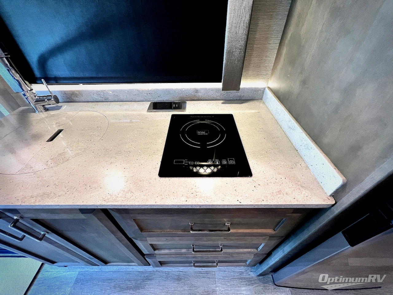 2023 Tiffin Wayfarer 25RW Photo 16