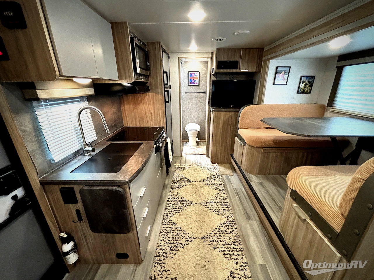 2021 Winnebago Towables Micro Minnie 2108TB Photo 4