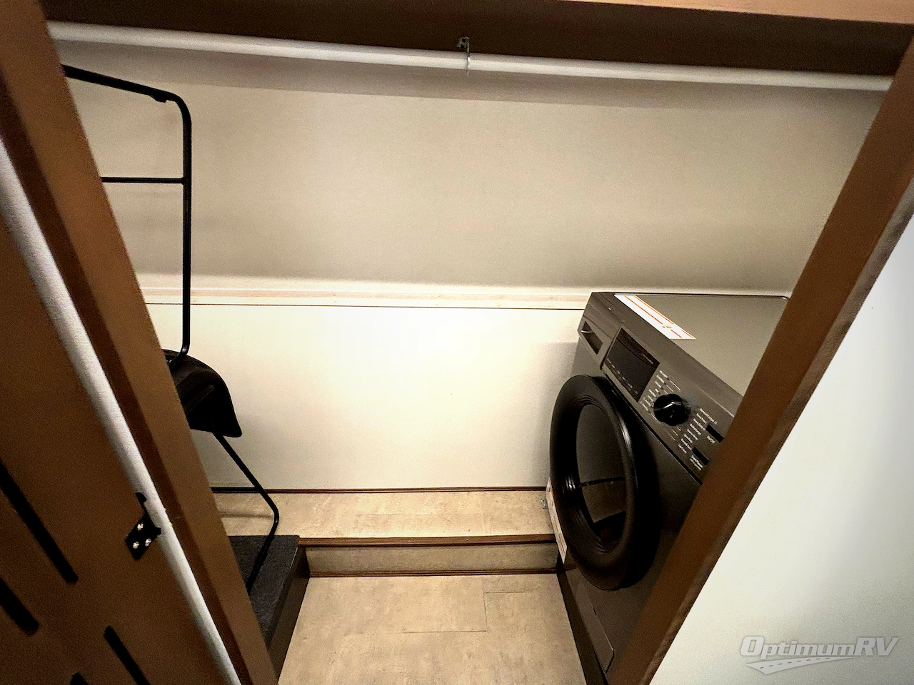 2025 Heartland Bighorn 391MFB Photo 9