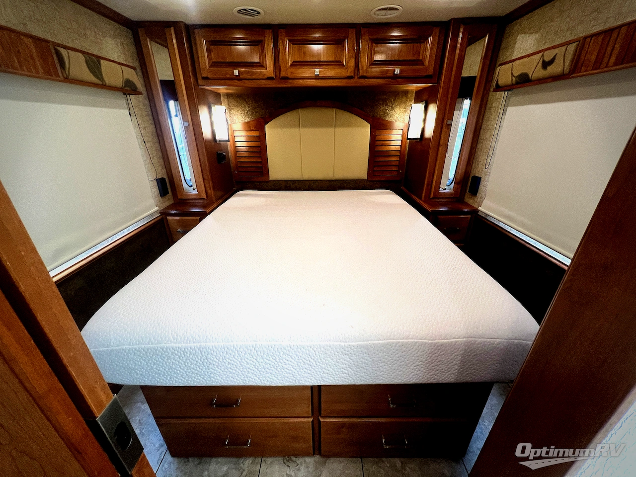 2014 Tiffin Allegro Breeze 28 BR Photo 25