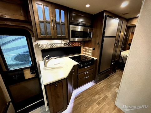 2020 Dynamax Isata 5 36DS RV Photo 3
