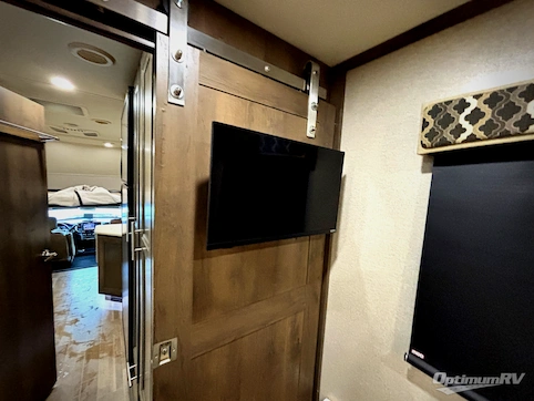 2020 Dynamax Isata 5 36DS RV Photo 4