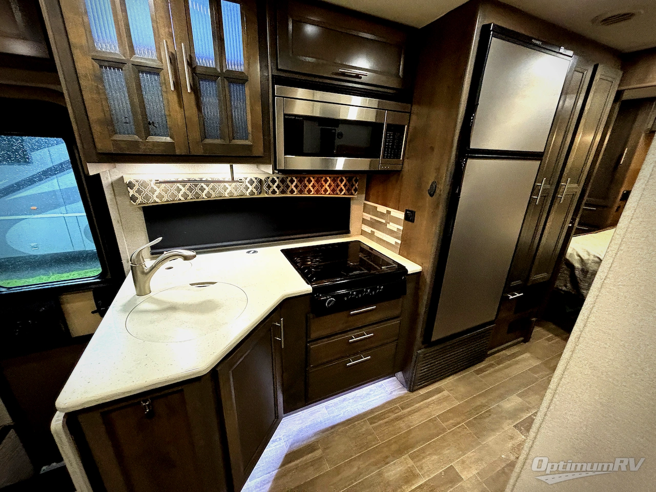 2020 Dynamax Isata 5 36DS Photo 6