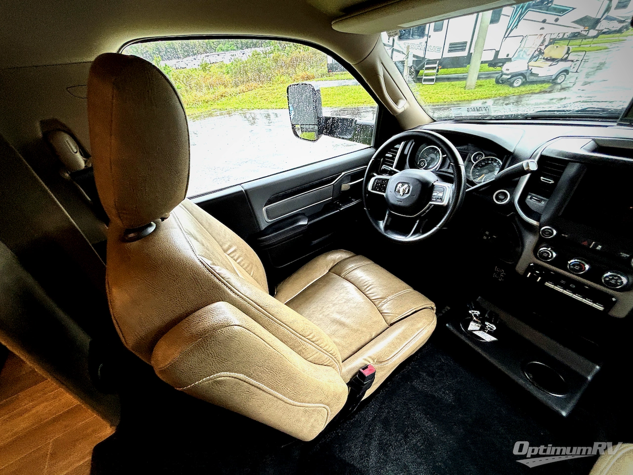 2020 Dynamax Isata 5 36DS Photo 7
