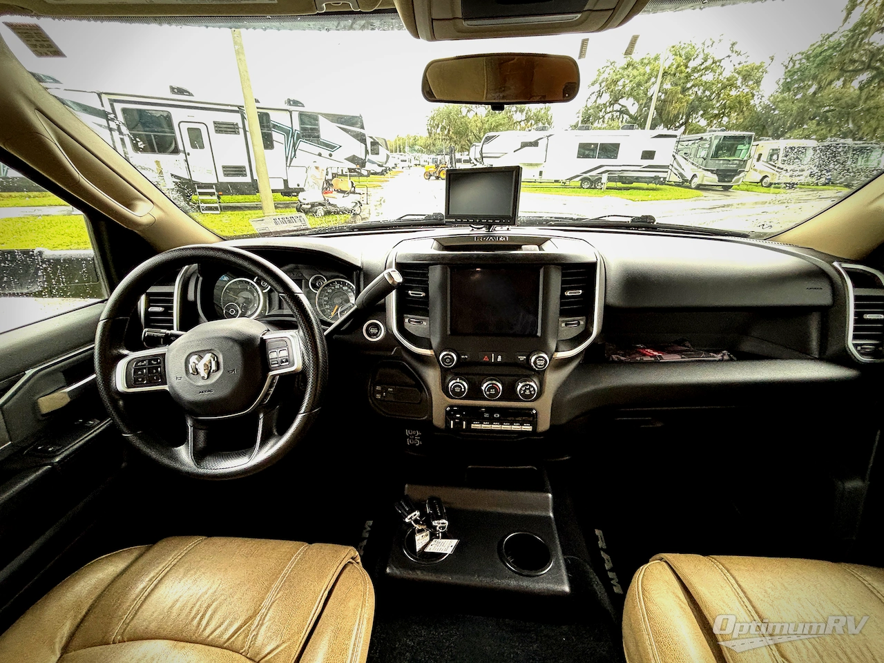 2020 Dynamax Isata 5 36DS Photo 8