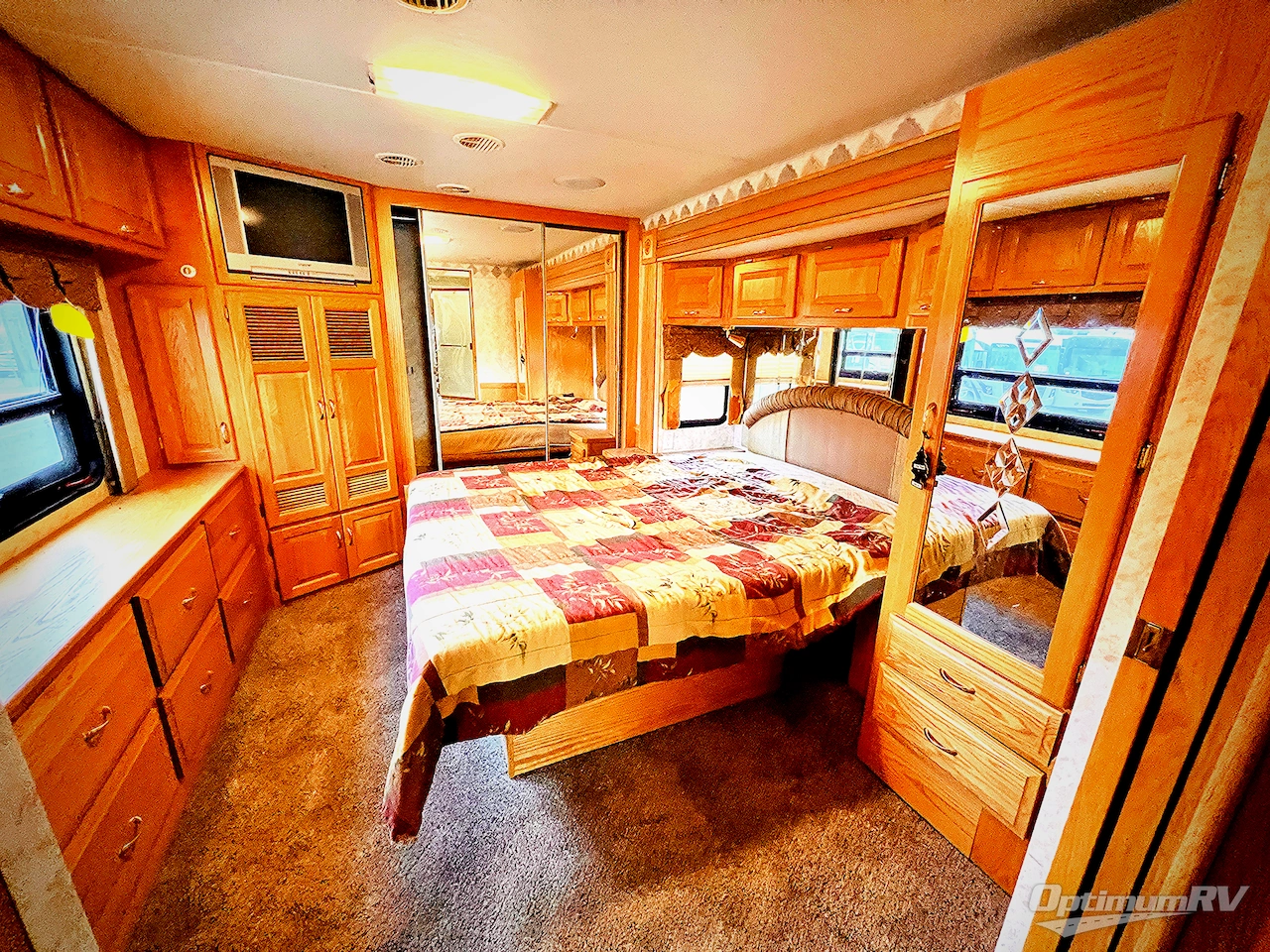 2004 Newmar Dutch Star 4010 Photo 16