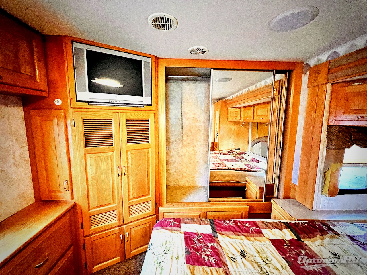 2004 Newmar Dutch Star 4010 Photo 17