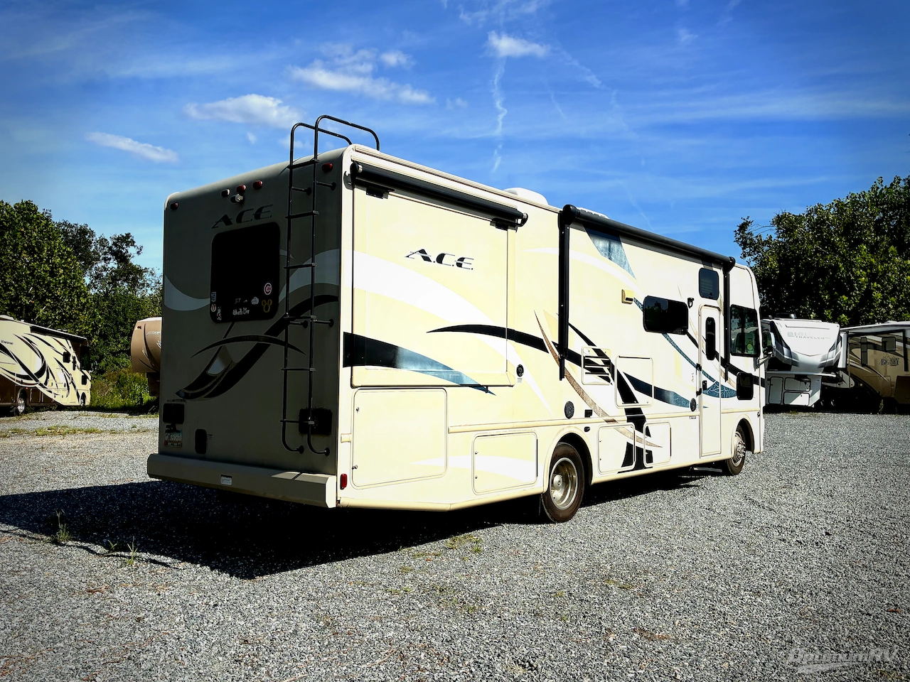 2015 Thor ACE 30.1 Photo 2