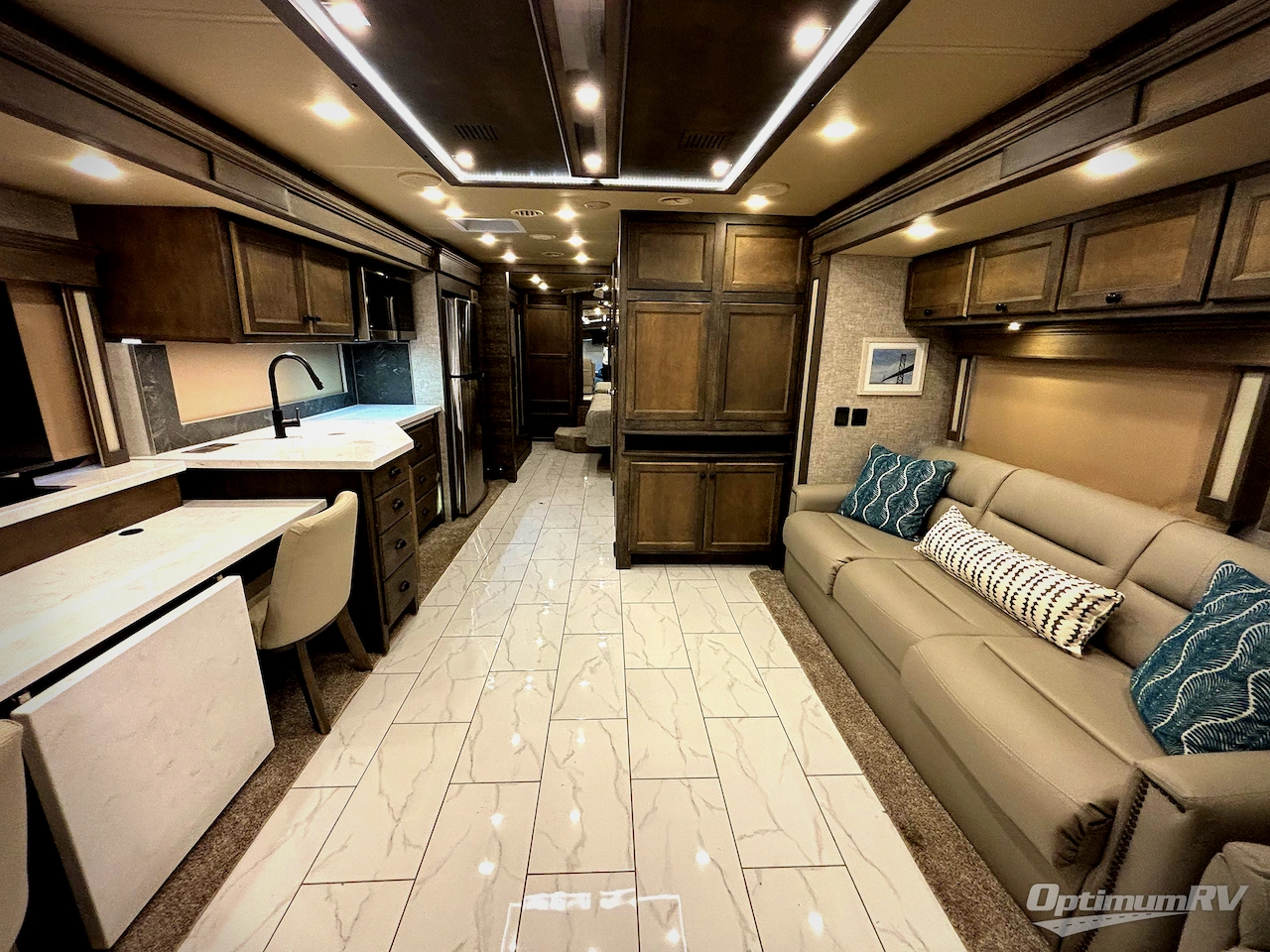 2023 Tiffin Allegro RED 360 33 AA Photo 4