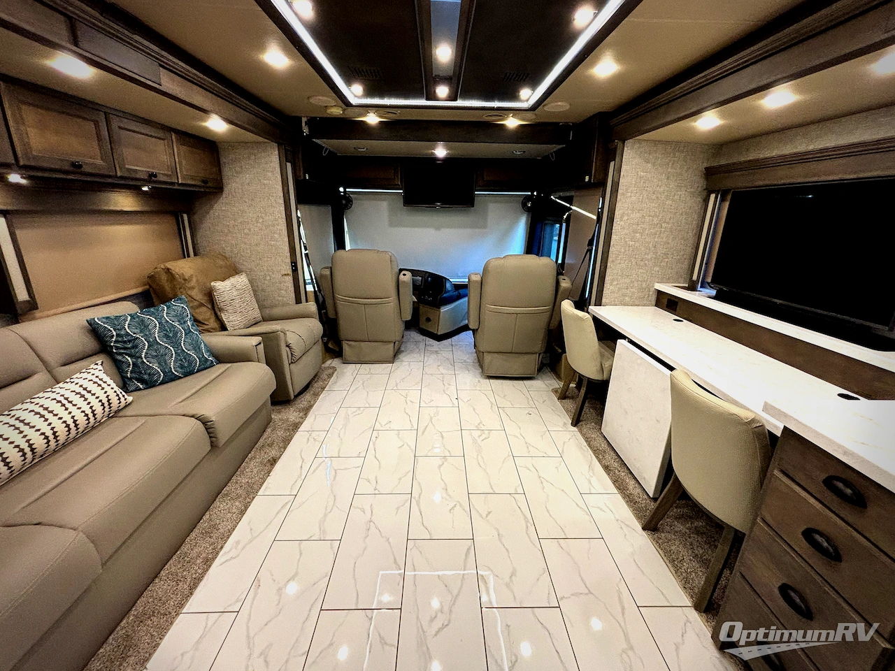 2023 Tiffin Allegro RED 360 33 AA Photo 5