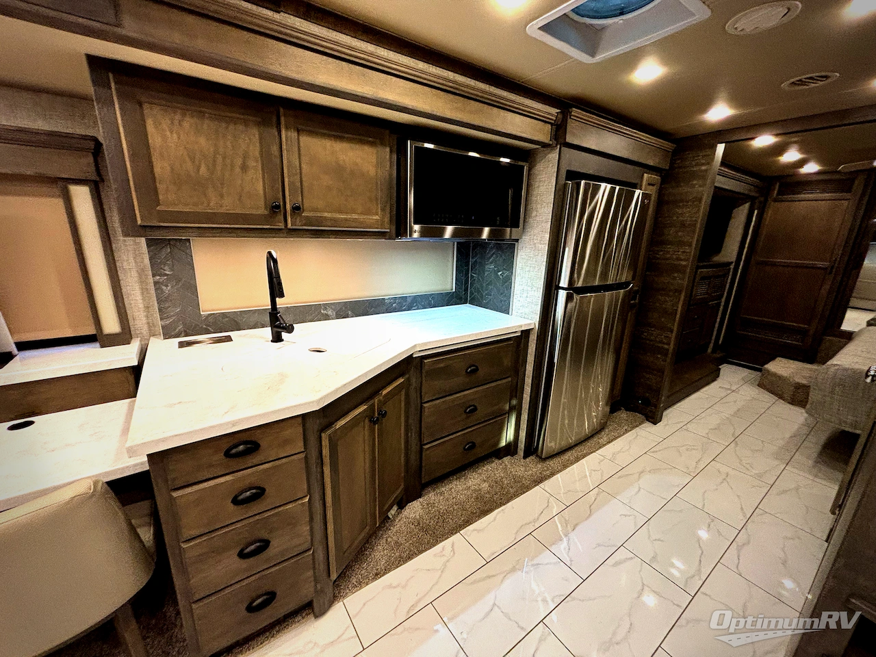 2023 Tiffin Allegro RED 360 33 AA Photo 6