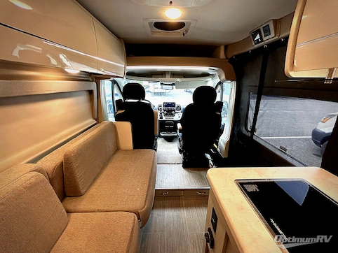 2023 Thor Rize 18M RV Photo 2