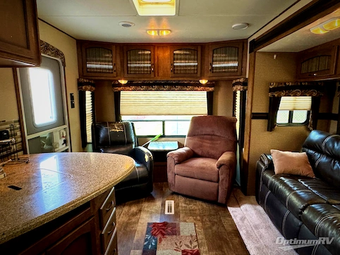 2015 CrossRoads Zinger ZT27RL RV Photo 3