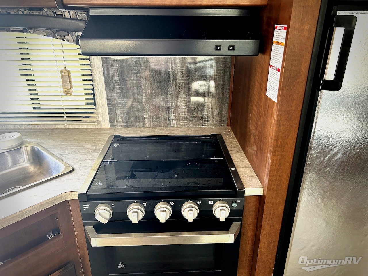 2018 Heartland Pioneer 322 Photo 10