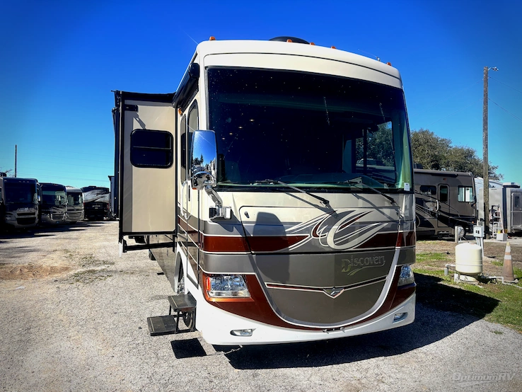 2012 Fleetwood Discovery 40G RV Photo 1