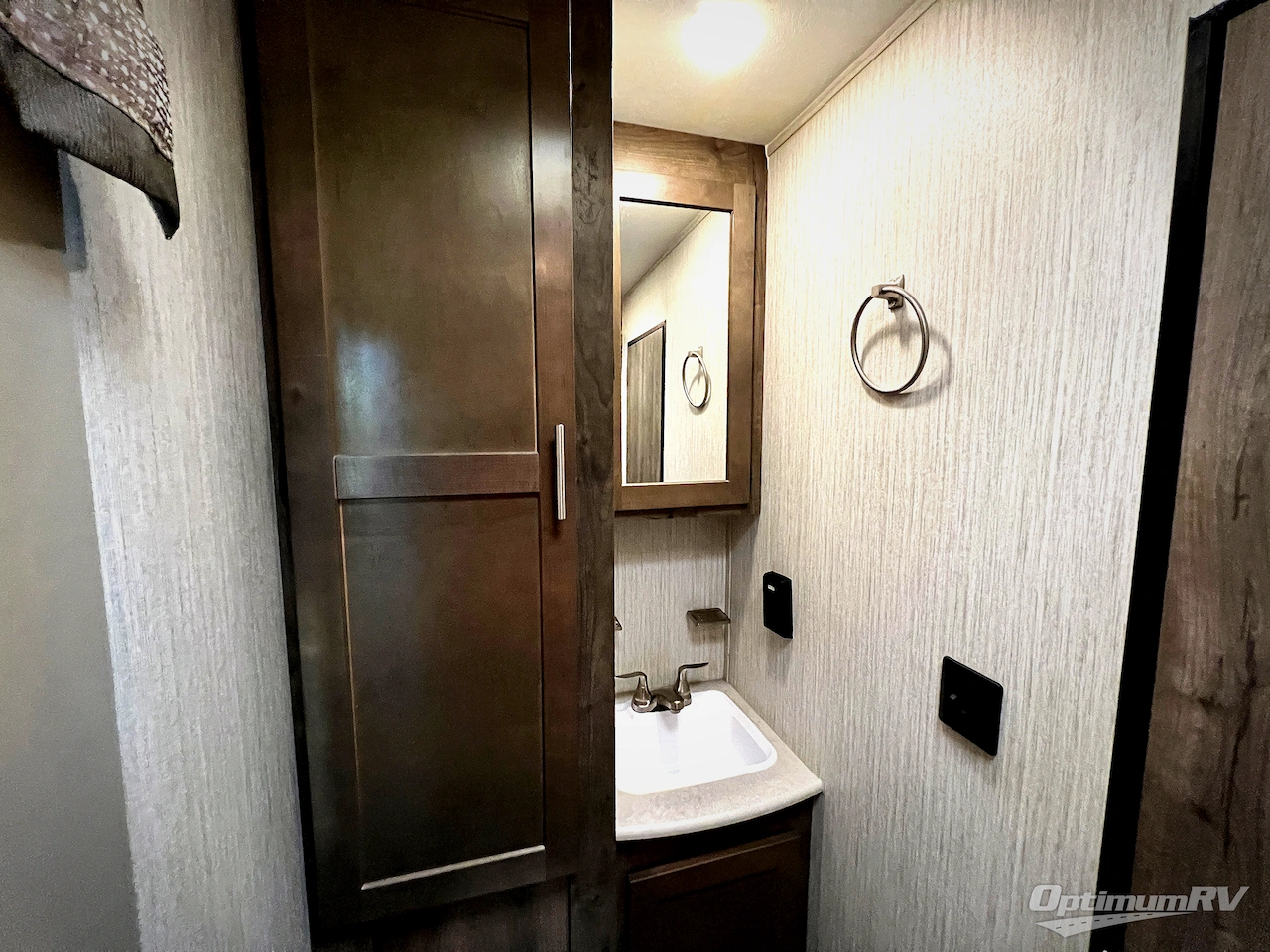 2021 Palomino Puma Destination 39DBT Photo 26