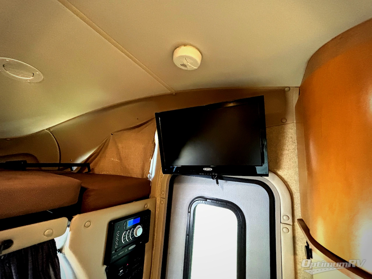 2015 Thor Siesta Sprinter 24SA Photo 12