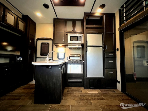 2018 Keystone Impact 351 RV Photo 2