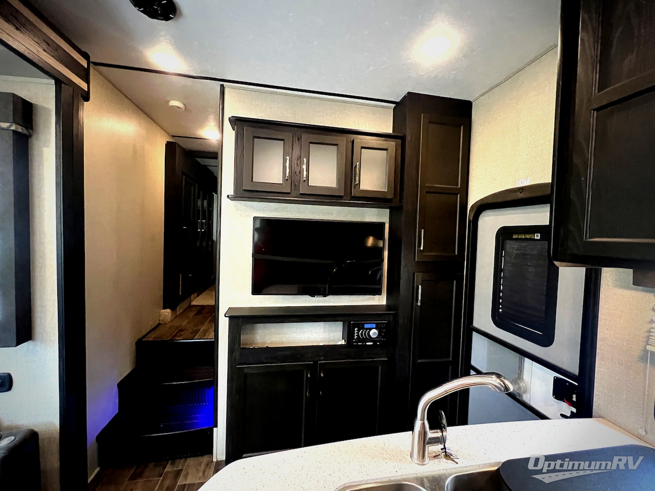 2018 Keystone Impact 351 Photo 7