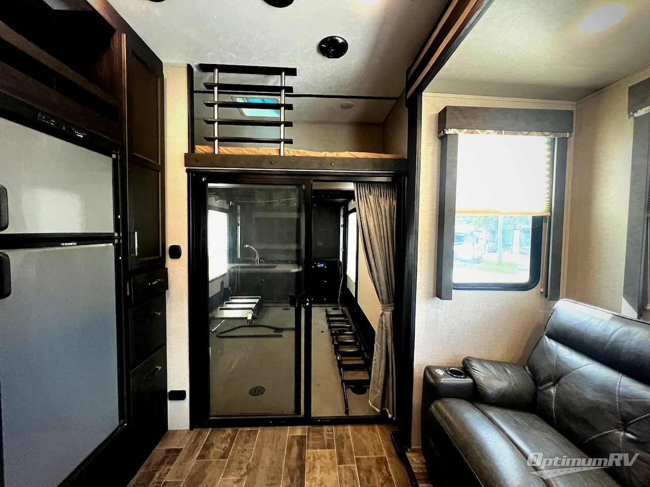 2018 Keystone Impact 351 Photo 14