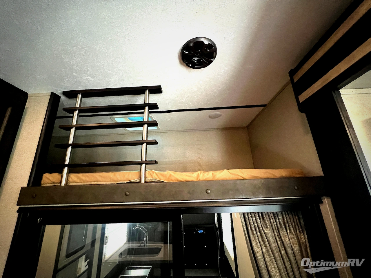 2018 Keystone Impact 351 Photo 15