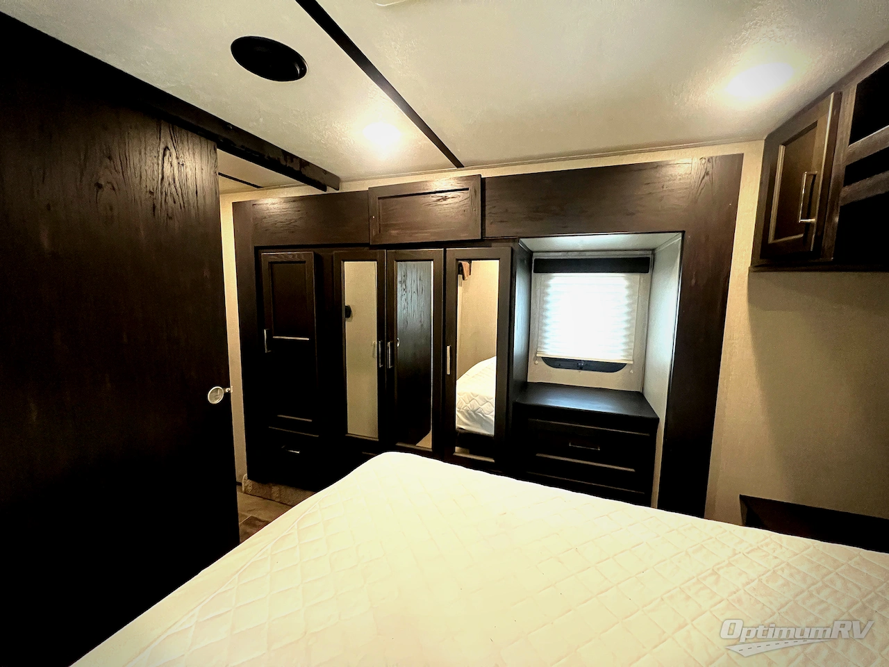 2018 Keystone Impact 351 Photo 22