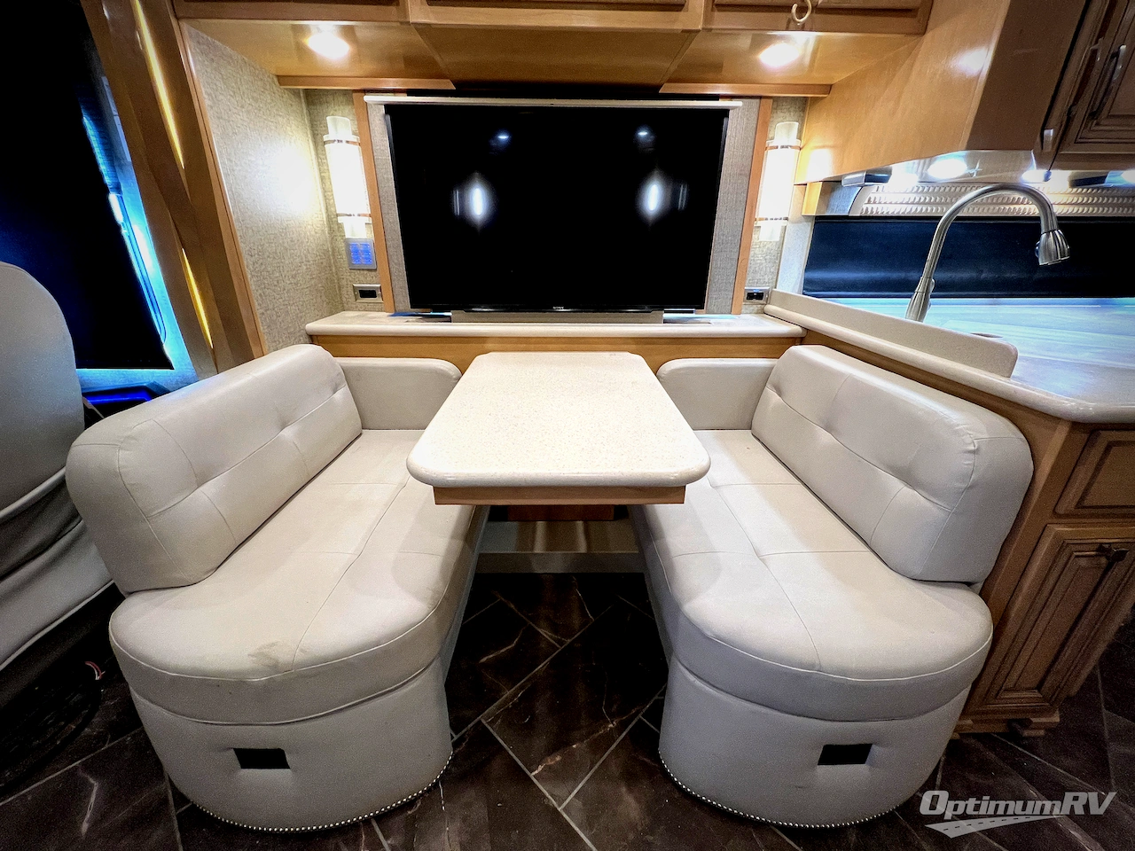 2018 Newmar New Aire 3343 Photo 16