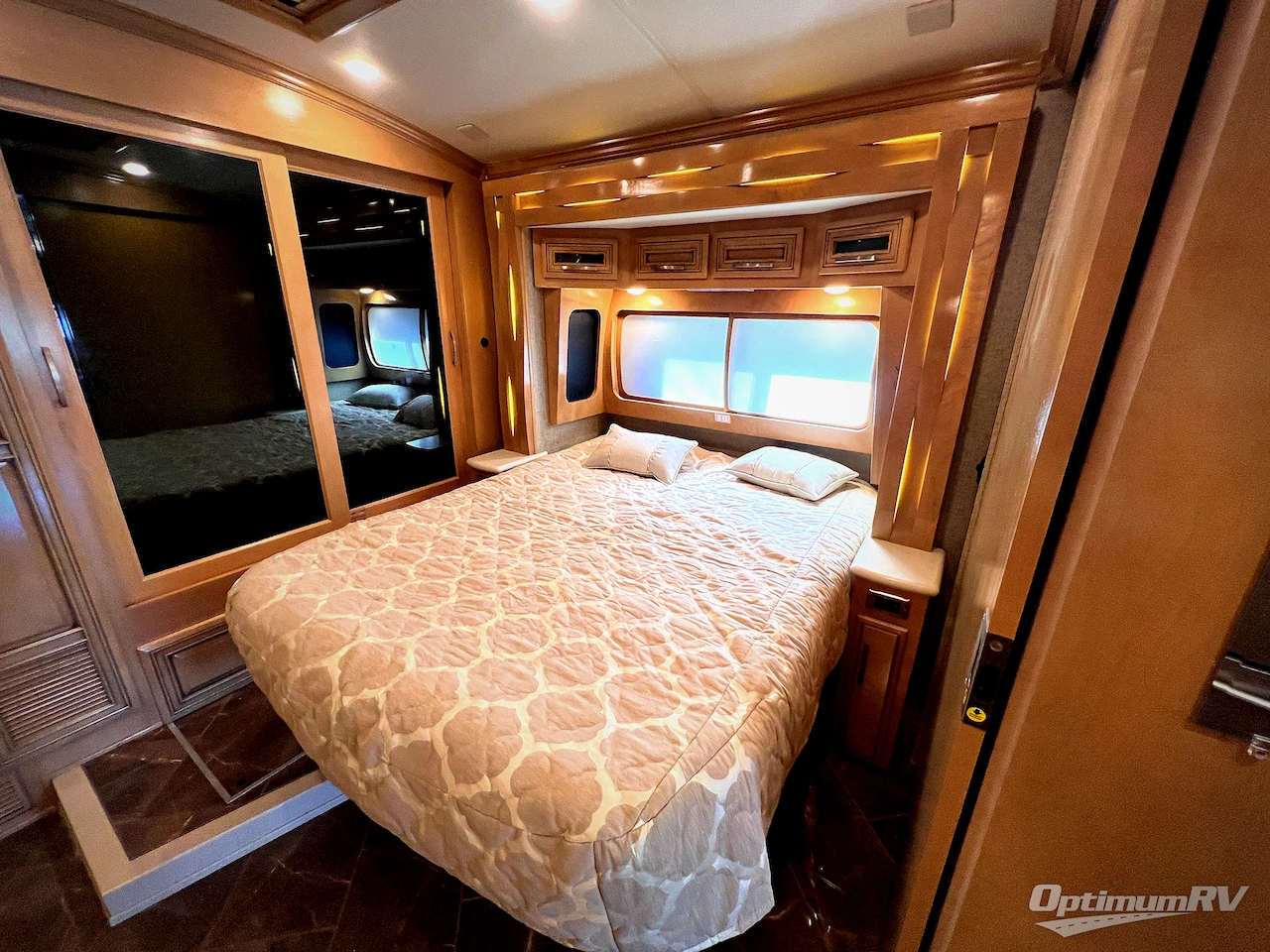2018 Newmar New Aire 3343 Photo 9