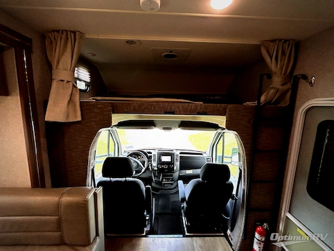 2020 Winnebago Vita 24F RV Photo 3