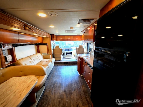 2011 Monaco Vesta 32PBS RV Photo 2