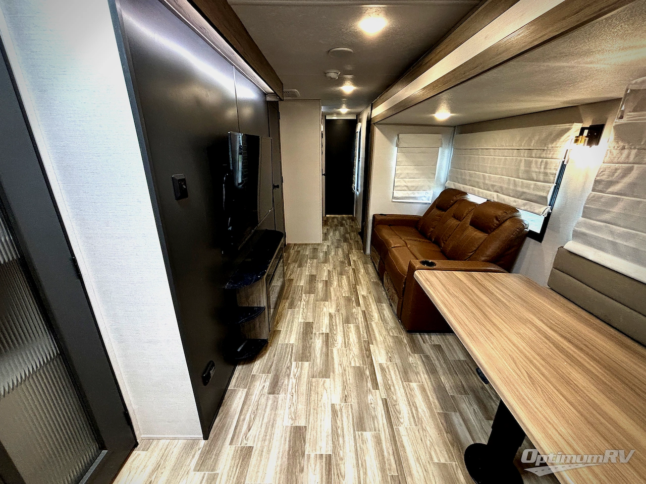 2025 Forest River Vibe 3400SB Photo 5