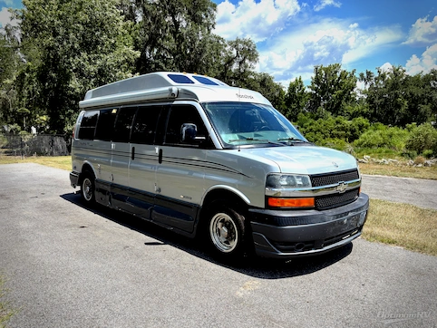 Used 2006 Roadtrek Roadtrek - 190 Versatile 190-Versatile Featured Photo